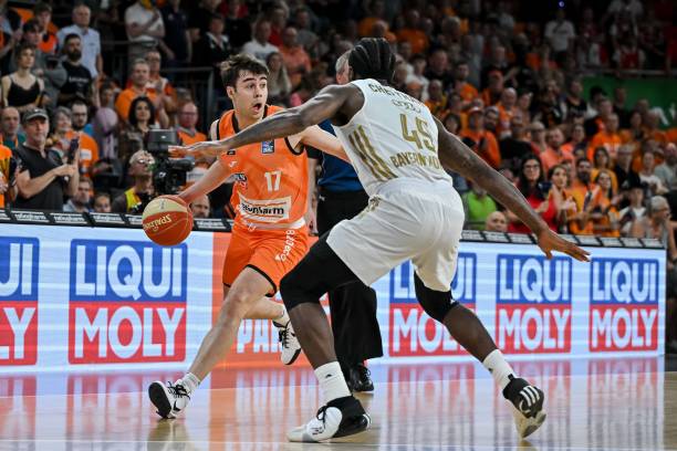 用大不相同 用大不相同