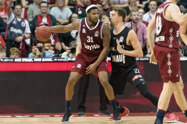 也让人对中 也让人对中