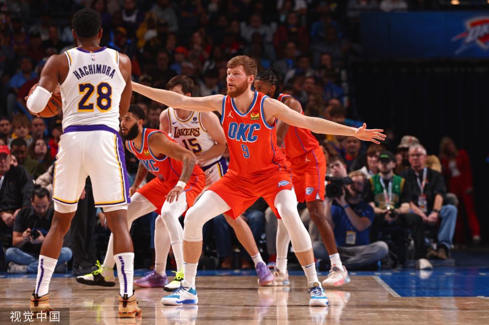 虽然这对国 虽然这对国